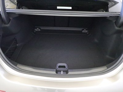 MERCEDES-BENZ C-CLASS - 10