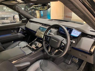 2025 LAND Rover RANGE ROVER SPORT photo 2