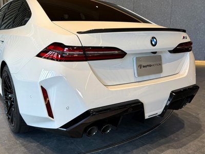 2025 BMW M5 缩略图 35