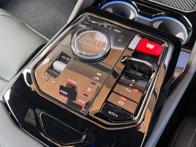 2025 BMW M5 缩略图 55