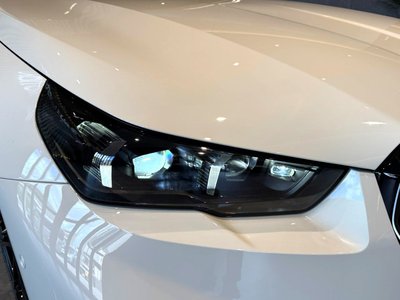 2025 BMW M5 缩略图 22