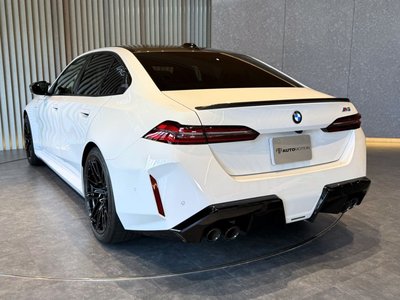 2025 BMW M5 — фото 8