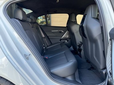 2025 BMW M5 缩略图 74