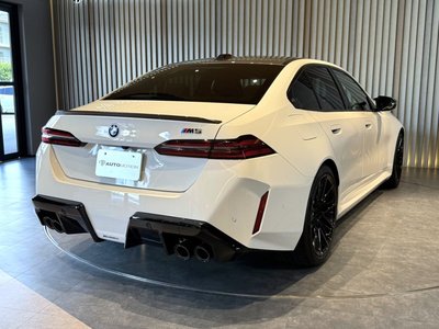 2025 BMW M5 缩略图 34