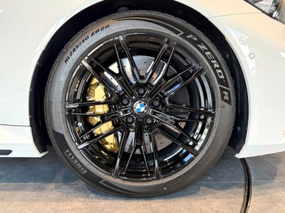 2025 BMW M5 — фото 2