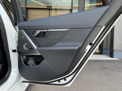 2025 BMW M5 缩略图 67