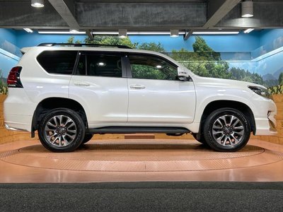صورة مصغرة 35 لـ 2023 Toyota LAND CRUISER PRADO