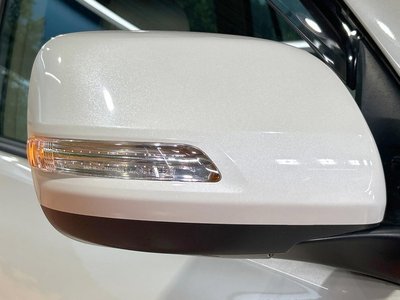 صورة مصغرة 39 لـ 2023 Toyota LAND CRUISER PRADO