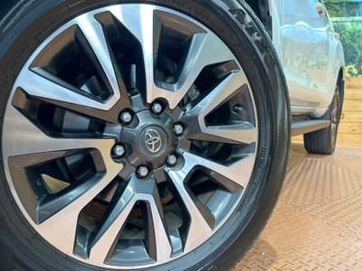 صورة مصغرة 15 لـ 2023 Toyota LAND CRUISER PRADO