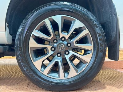 صورة مصغرة 28 لـ 2023 Toyota LAND CRUISER PRADO