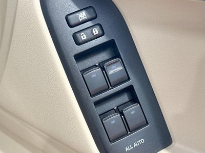 صورة مصغرة 46 لـ 2023 Toyota LAND CRUISER PRADO