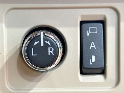 صورة مصغرة 48 لـ 2023 Toyota LAND CRUISER PRADO