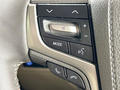 صورة مصغرة 58 لـ 2023 Toyota LAND CRUISER PRADO