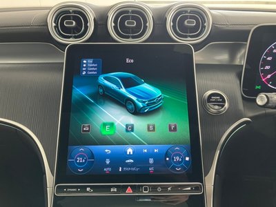 2025 Mercedes-BENZ GLC — миниатюра 42