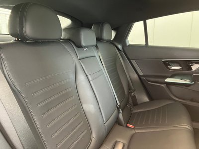 2025 Mercedes-BENZ GLC — миниатюра 18