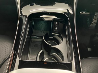 2025 Mercedes-BENZ GLC — миниатюра 37