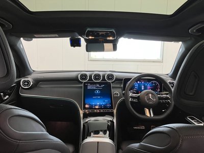 2025 Mercedes-BENZ GLC — миниатюра 28