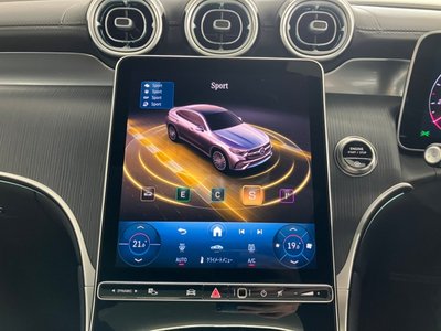 2025 Mercedes-BENZ GLC — миниатюра 40