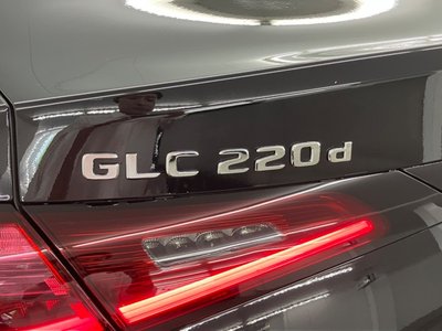 2025 Mercedes-BENZ GLC — миниатюра 11
