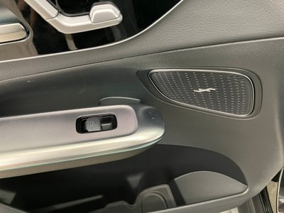2025 Mercedes-BENZ GLC — миниатюра 24