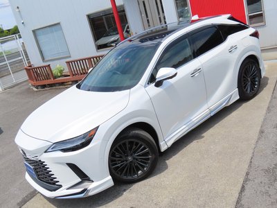 صورة 3 لـ 2025 Lexus RX