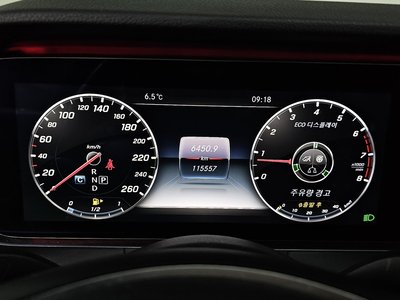 MERCEDES-BENZ E-CLASS - 8