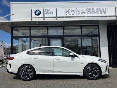 BMW 2 SERIES - 8