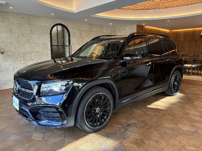 MERCEDES-BENZ GLB - 4