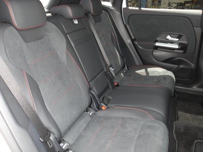 صورة مصغرة 45 لـ 2025 Mercedes-BENZ GLA