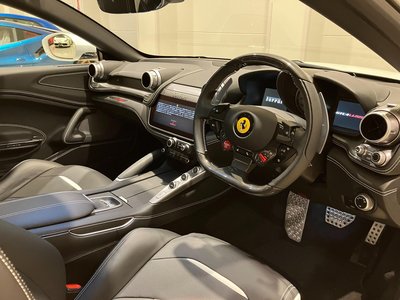 2021 Ferrari GTC4 LUSSO 缩略图 15