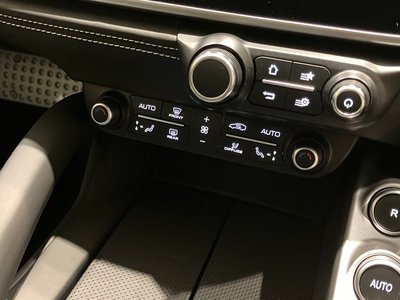 2021 Ferrari GTC4 LUSSO 缩略图 29