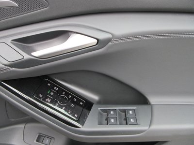 صورة مصغرة 16 لـ 2025 AUDI Q6 E-TRON