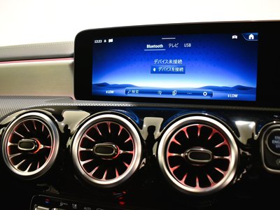 MERCEDES-BENZ CLA - 10