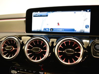 MERCEDES-BENZ CLA - 9