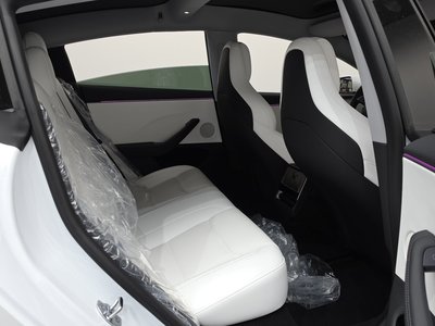 2026 Tesla MODEL 3 缩略图 17
