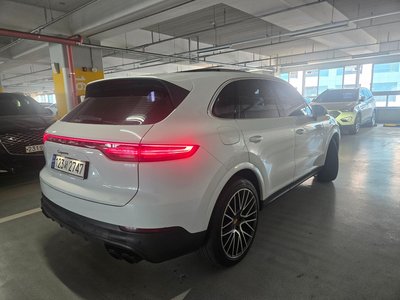 PORSCHE CAYENNE - 3