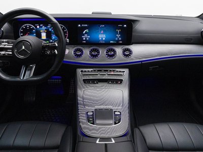 MERCEDES-BENZ E-CLASS - 4