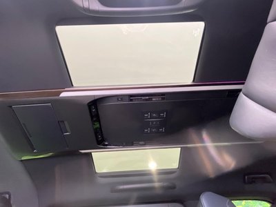 TOYOTA VELLFIRE - 3