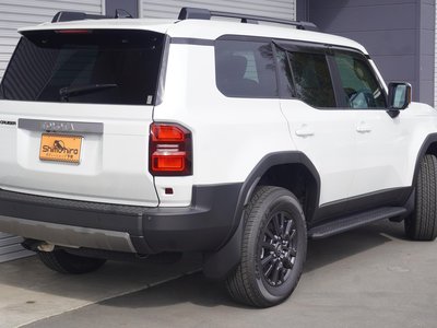 TOYOTA LAND CRUISER 250 - 10