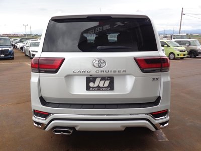 TOYOTA LAND CRUISER - 5