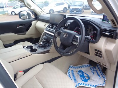 TOYOTA LAND CRUISER - 9