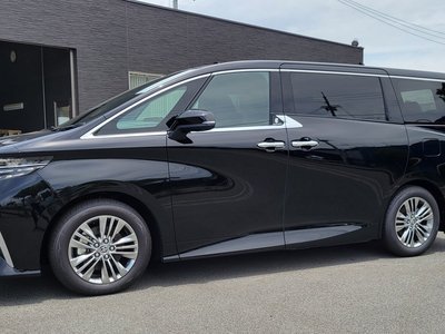 TOYOTA ALPHARD - 2