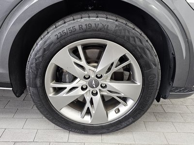 2022 Genesis GV70 photo 8