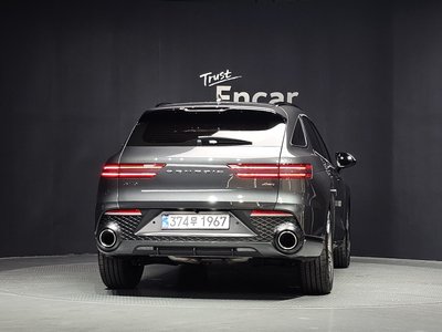 2022 Genesis GV70 photo 4