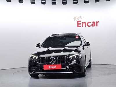 MERCEDES-BENZ E-CLASS - 2