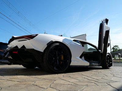 صورة مصغرة 11 لـ 2026 Lamborghini REVUELTO