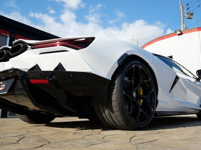 صورة مصغرة 12 لـ 2026 Lamborghini REVUELTO