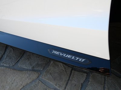 صورة مصغرة 28 لـ 2026 Lamborghini REVUELTO