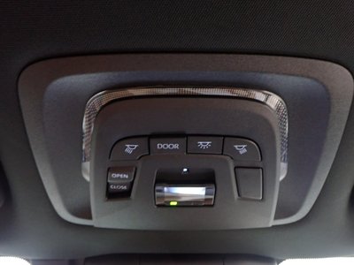 صورة مصغرة 26 لـ 2023 Toyota CROWN SPORT