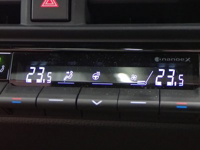 صورة مصغرة 31 لـ 2023 Toyota CROWN SPORT